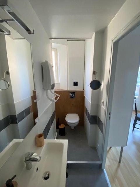 Appartement Avec Balcon Et Parking Prive Мер-ле-Бен Екстер'єр фото